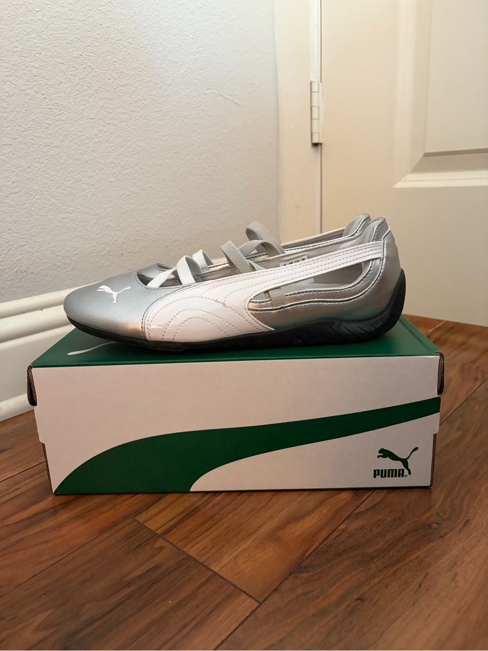 Puma Speedcat Ballet Metallic Silver Flats - Picture 2 of 7
